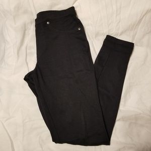 Black jeggings